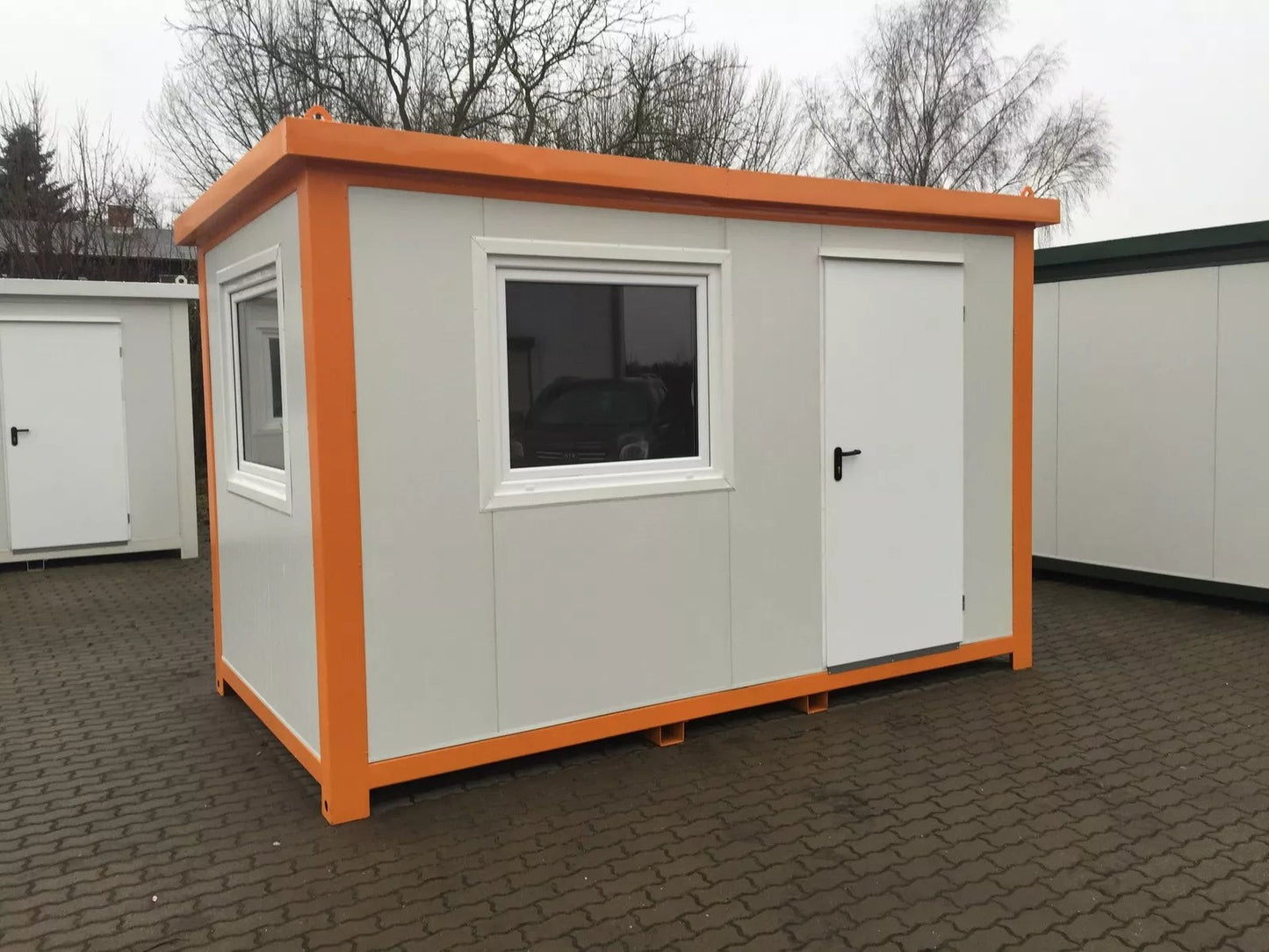 Nouveau conteneur de bureau 4×2,4 m – Cabine de sécurité / Contrôle d'accès – 9,6 m²