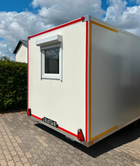 Remorque de bureau de 6,00 m avec kitchenette et WC
