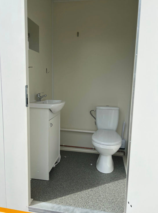 Remorque de bureau de 6,00 m avec kitchenette et WC