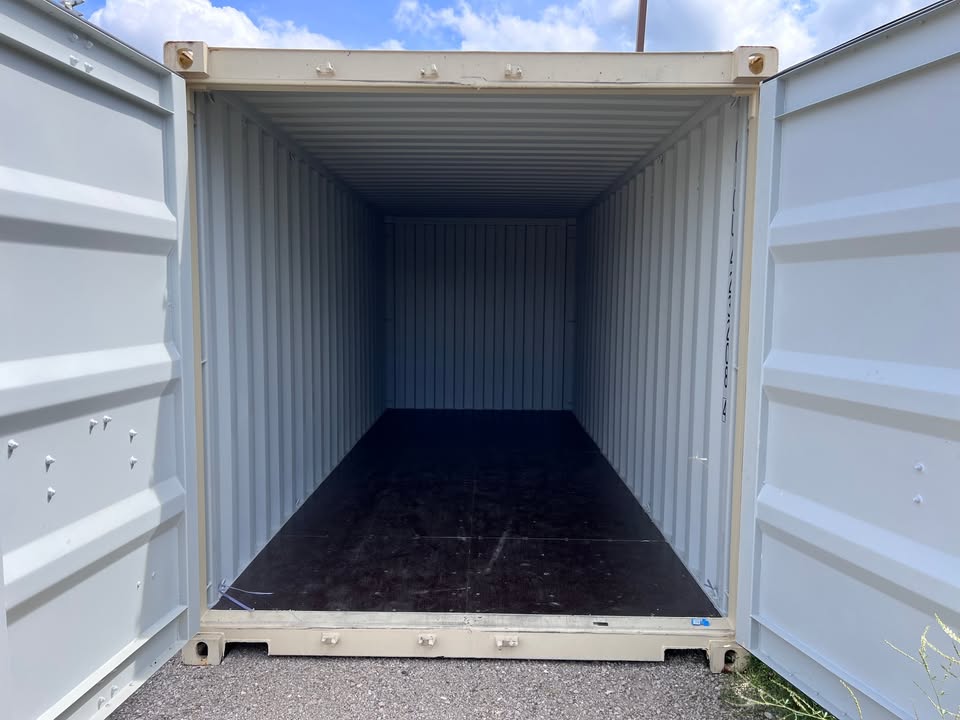 Container marittimo da 20 piedi – RAL 9001 (bianco crema)