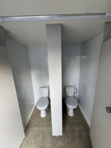 WC-Anhänger Damen / Herren mit 3 WCs und 2 Urinalen