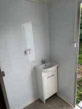 WC-Anhänger Damen / Herren mit 3 WCs und 2 Urinalen