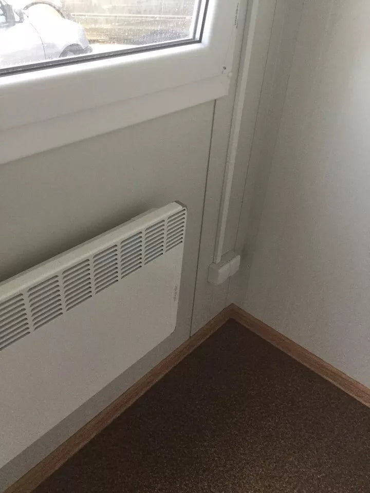 Nouveau conteneur de bureau 4×2,4 m – Cabine de sécurité / Contrôle d'accès – 9,6 m²