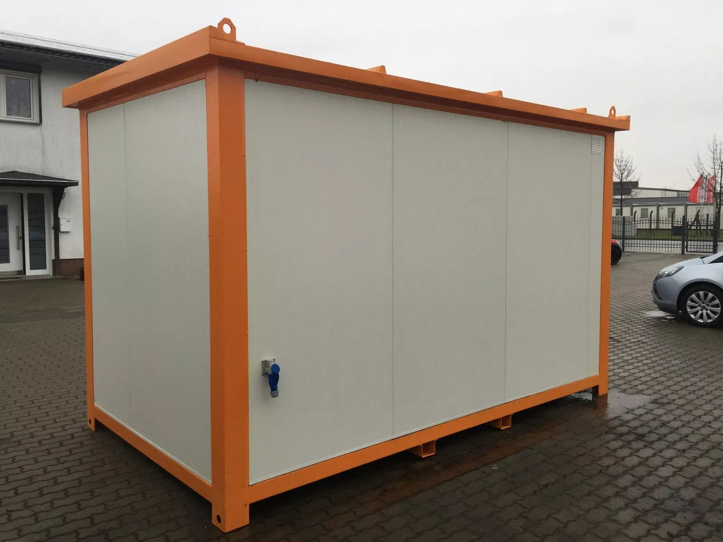 Nouveau conteneur de bureau 4×2,4 m – Cabine de sécurité / Contrôle d'accès – 9,6 m²