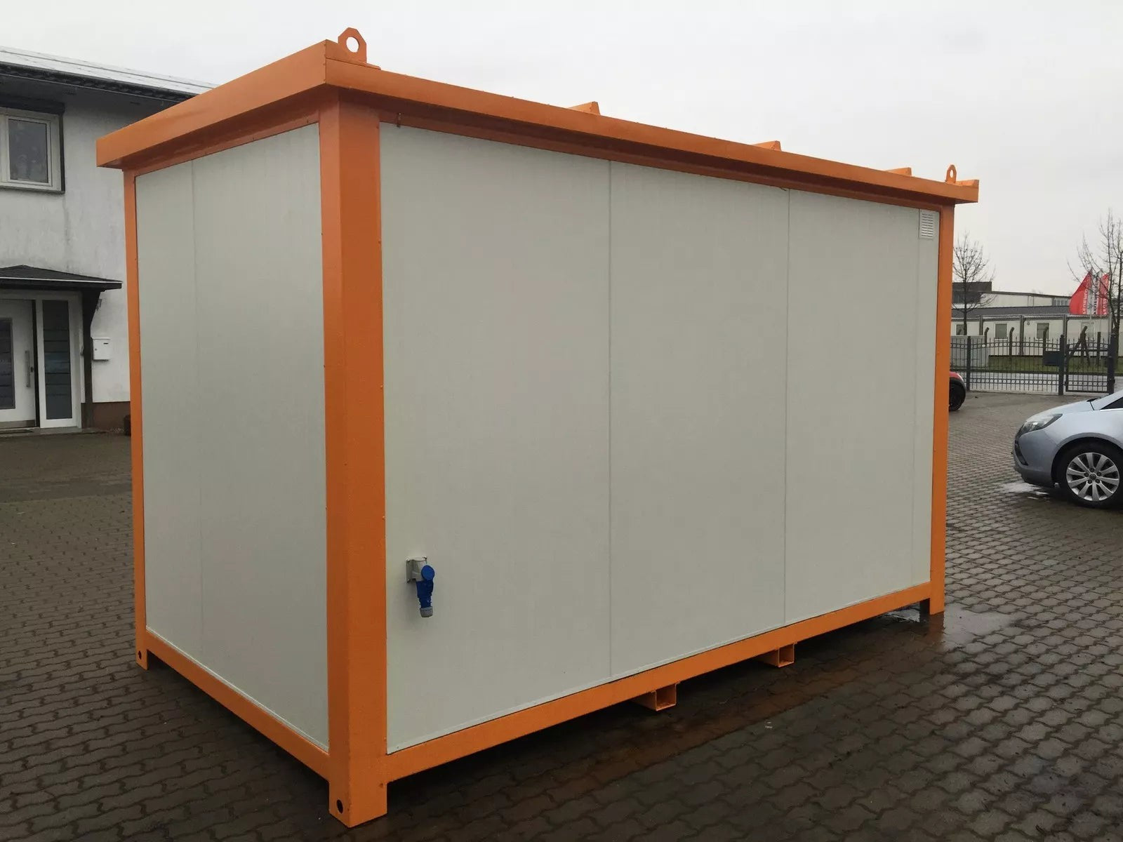 Nouveau conteneur de bureau 4×2,4 m – Cabine de sécurité / Contrôle d'accès – 9,6 m²