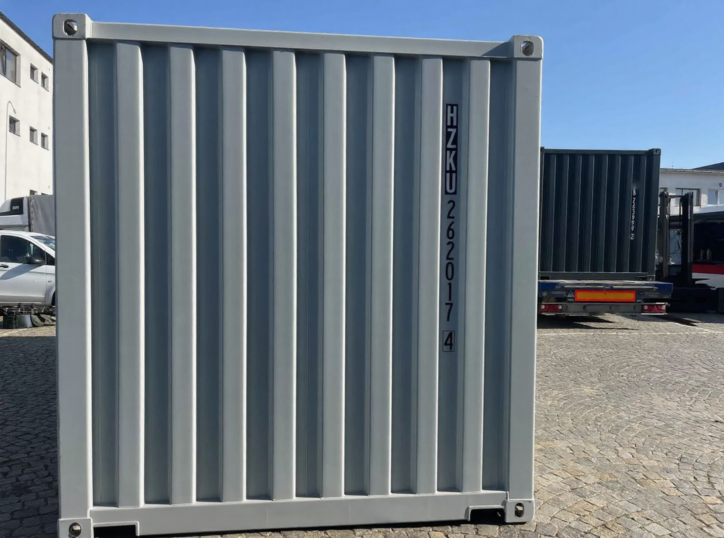 Nouveau conteneur 20 pieds – Robuste et polyvalent (RAL 7035)