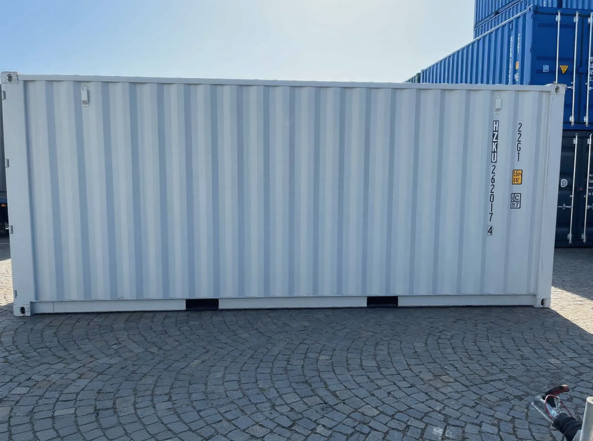 Nouveau conteneur 20 pieds – Robuste et polyvalent (RAL 7035)
